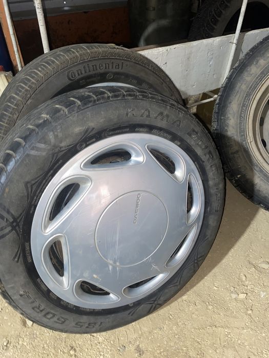 Комплект летный шины хорошом сост