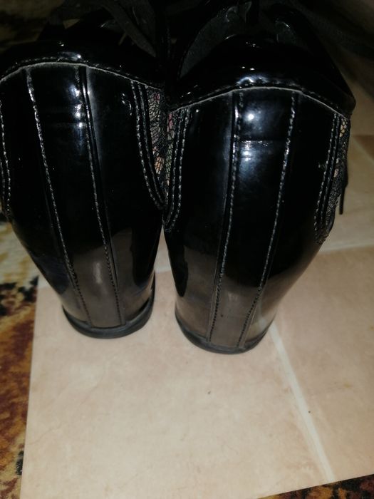 Дамски обувки 39 номер