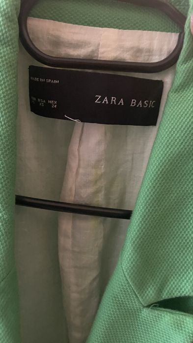 Зелено сако Зара