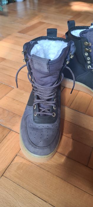 Продава Nike air Bv0130-001