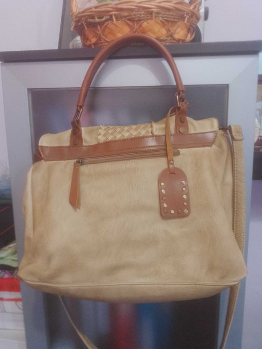 Кожени дамски чанти