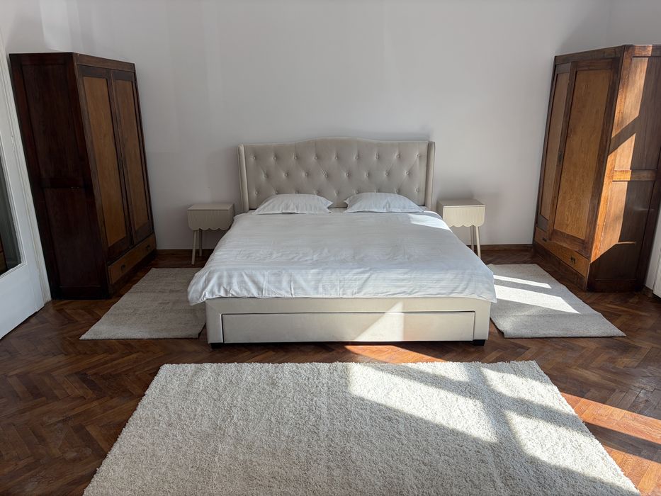 Inchiriez apartament ultracentral, 84mp