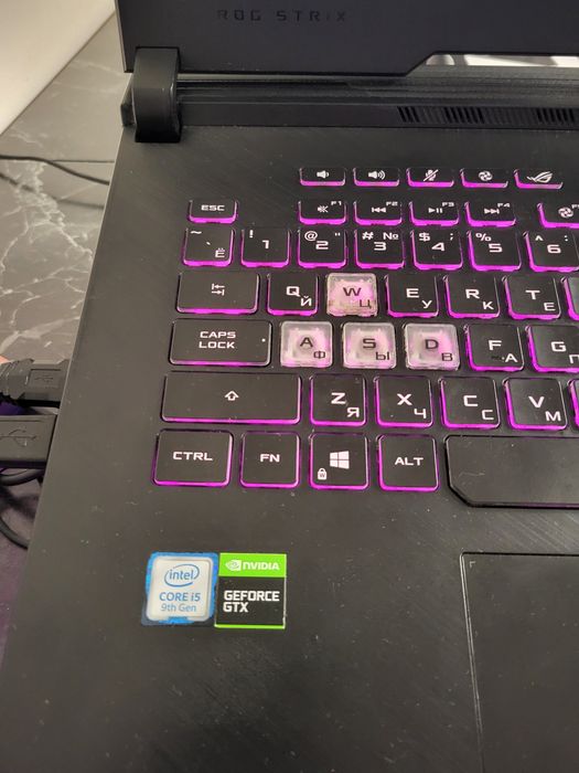 Ноутбук Asus Rog Stix