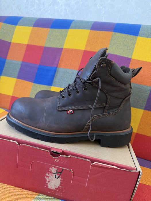Продам спец обувь red wing shoes