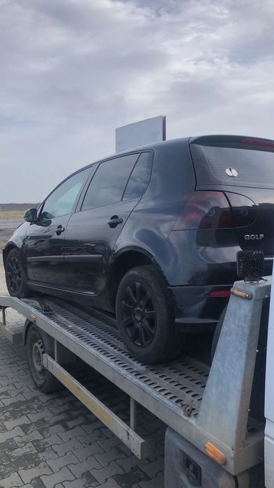 Dezmembram Volkswagen Golf 5 1.9 TDI an fabr. 2006