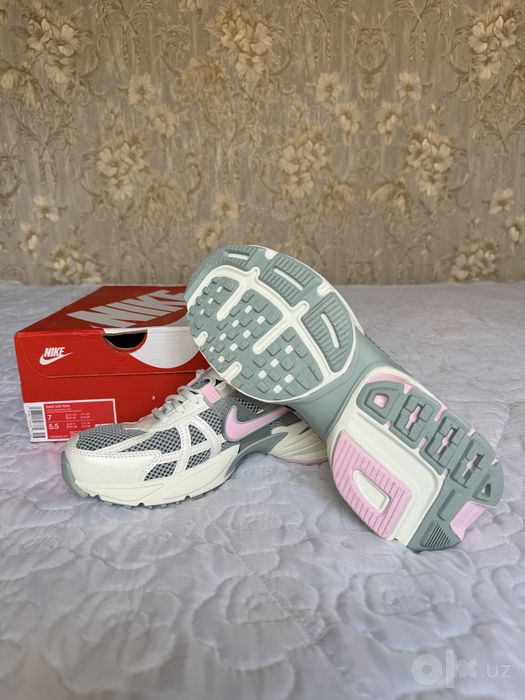 Nike V2K Run Розовые Оригинал 38 размер