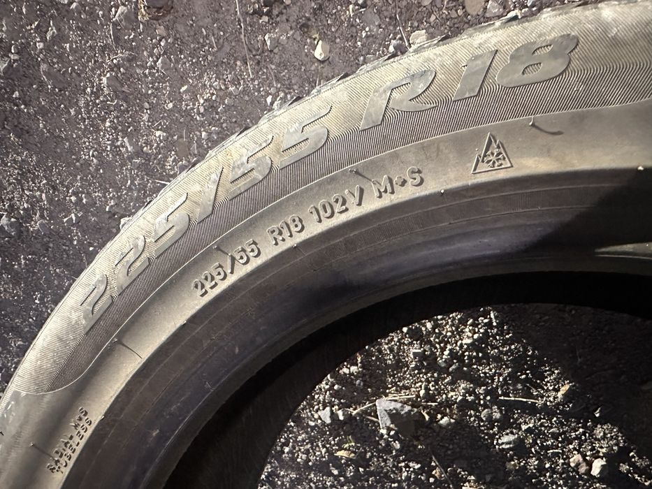 Авто шины 225/55R18 (4шт)