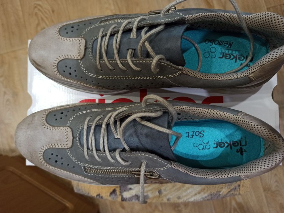 Продам кроссовки Rieker