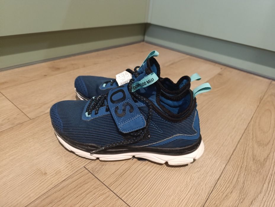 Много леки маратонки от Decathlon