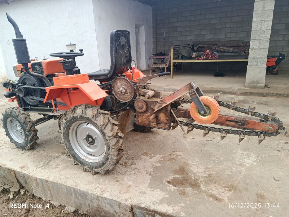 Minni traktr treshteyn kovlash