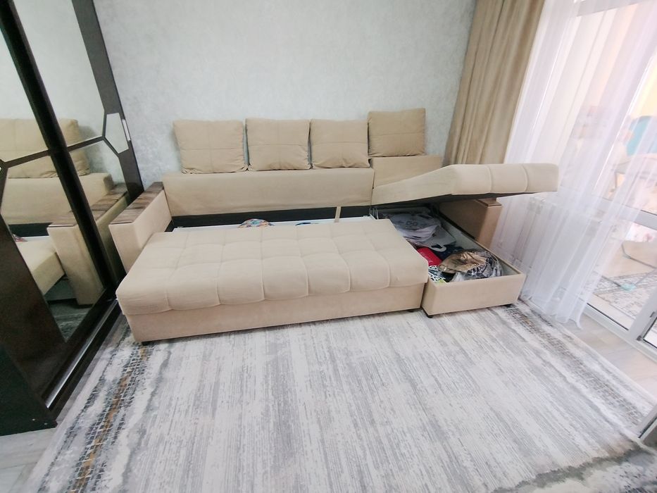 Диван хорошем состояний