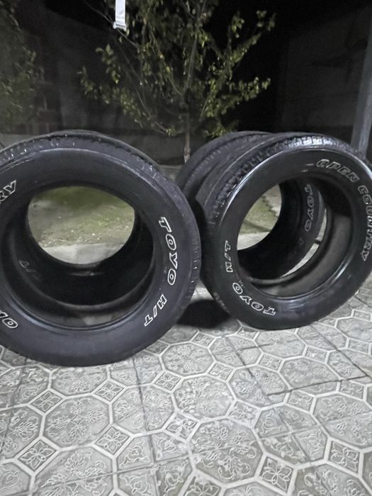 275/60/20 toya R20