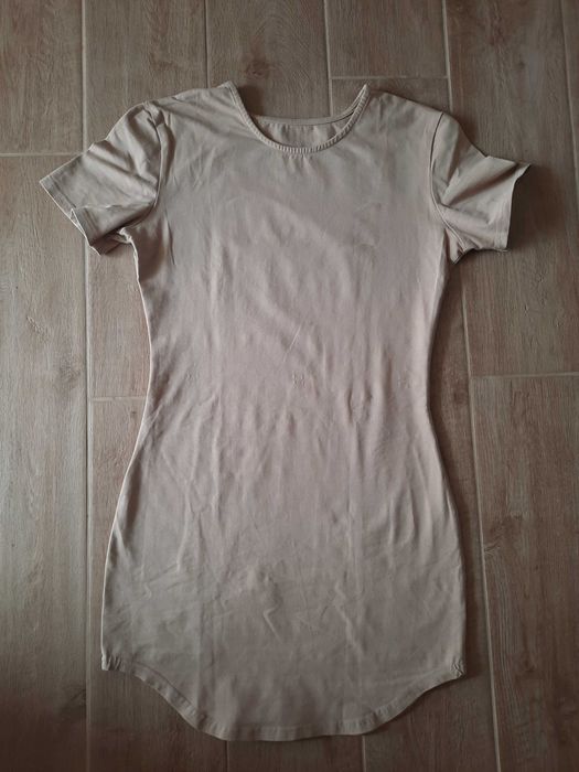 Къси рокли- 2 бр. за 5 лв.