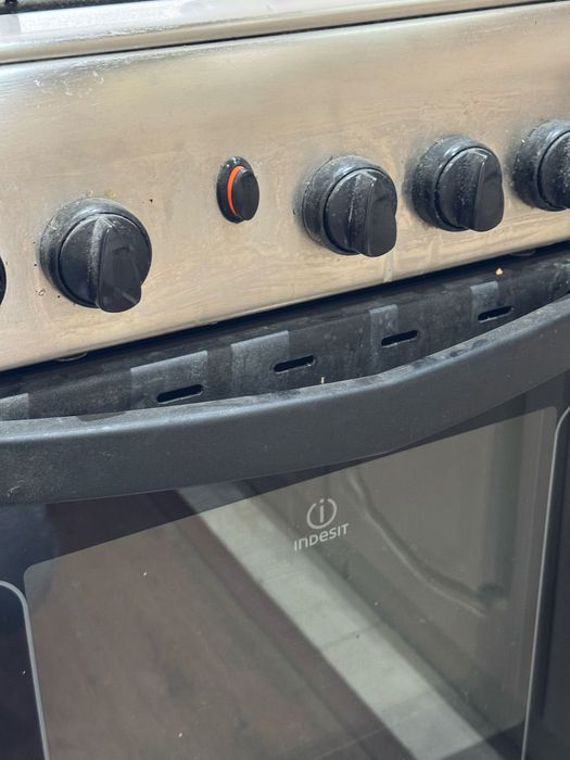 Газовая плита INDESIT