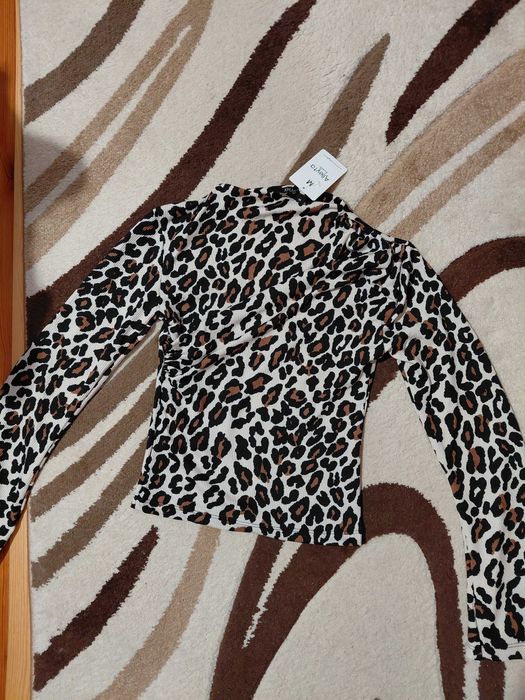 Дамска блуза с дълъг ръкав