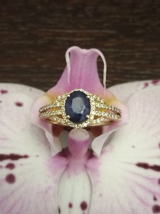 Inel Aur 14 k cu safir natural și 68 diamante - certificat HDR Antwerp