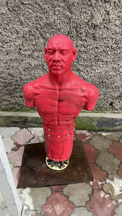 Продаётся профессиональный манекен для kickbox / бокса