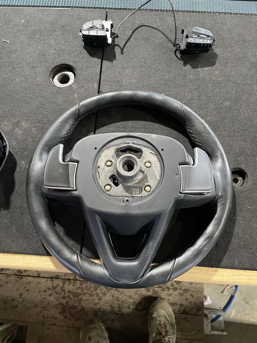 Volan cu comenzi si airbag bmw x5 G05