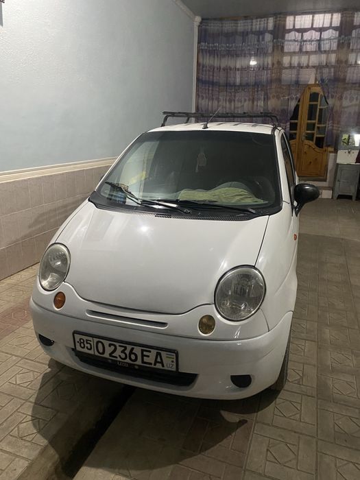 Mashina matiz sotiladi