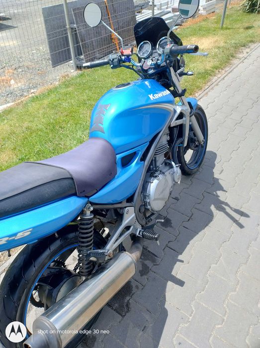 Motocicleta Kawasaki ER-5