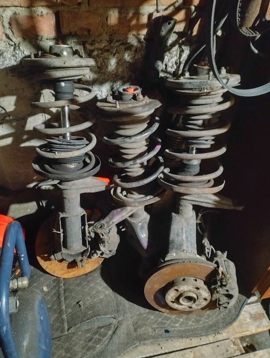 Цапфа Ауди 100 с4