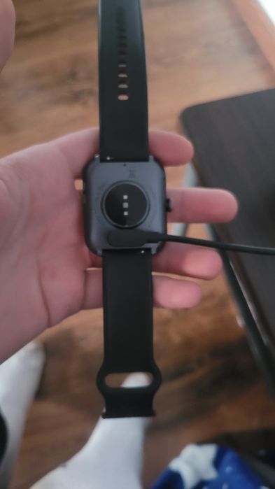 Vând SmartWatch.