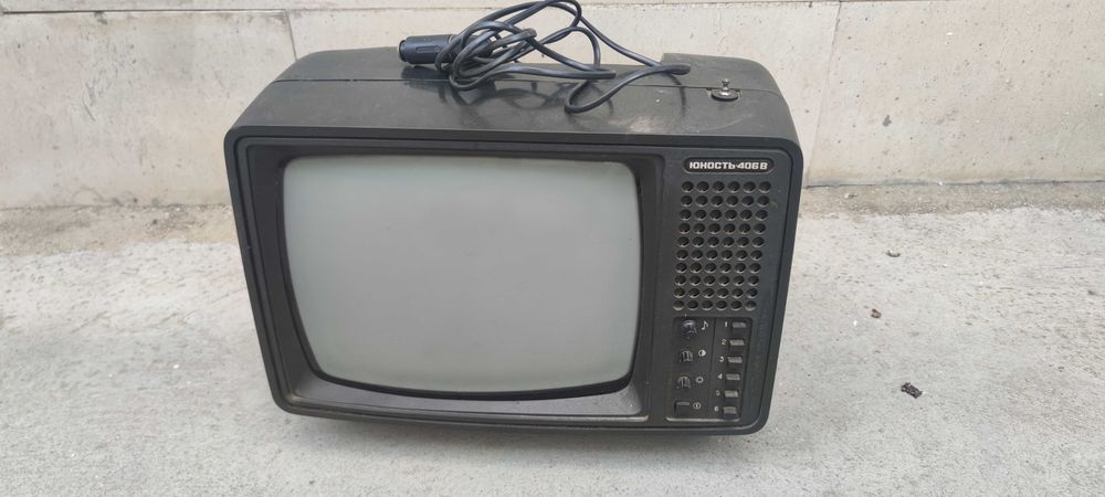 Телевизор Юнасть 406 B