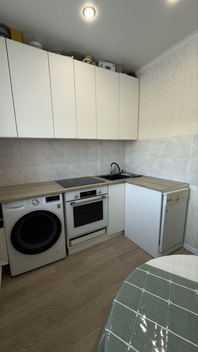 Продам 3  ком. квартиру