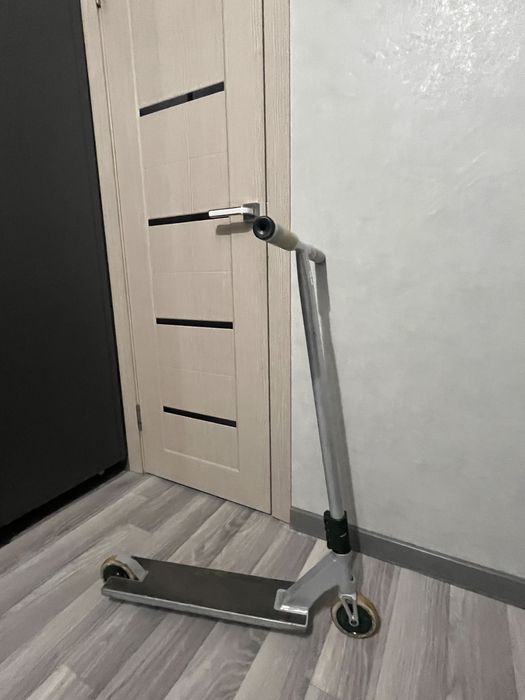 СРОЧНО продам самокат VOKUL SOLO бу