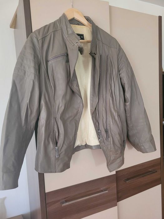 Geaca de piele naturala-aproape noua