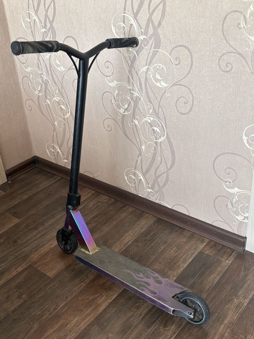 Продам трюковой самокат