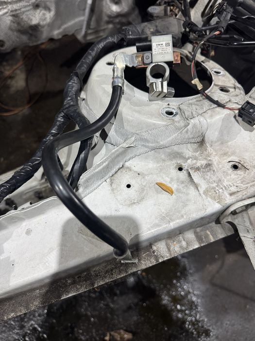 Минус клема бмв ф30 ф31