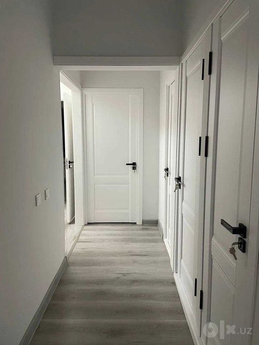 Продаю квартиру.Юнусабад 17  Автошкола Дсаф ,САМАРА  3/3/5 , 78 кв.м