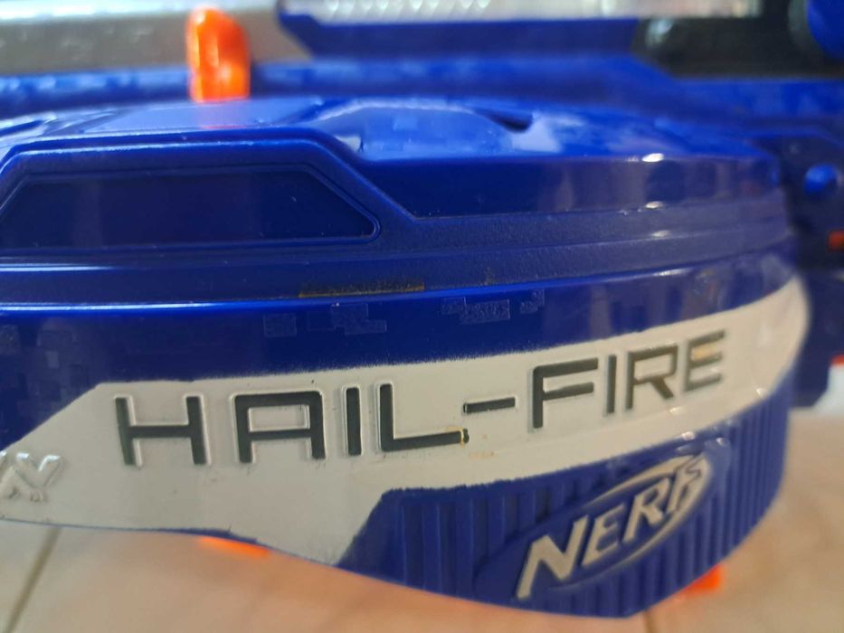 НЪРФ, Бластер с батерии : Nerf Gun N-Strike Elite Hail Fire