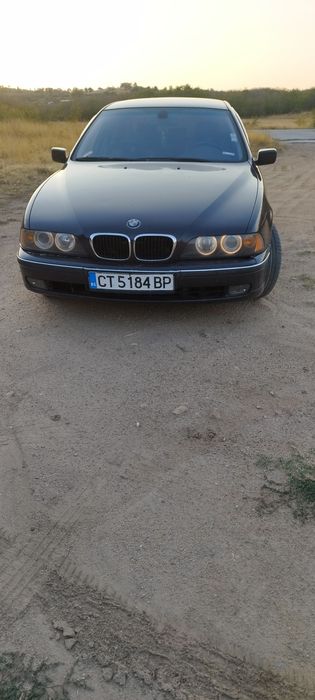 Продавам BMW E39 523i