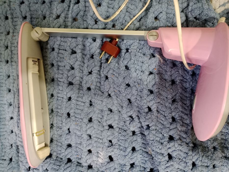 Настольная лампа