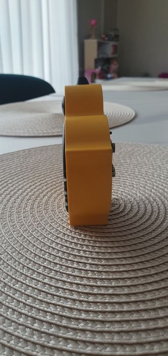 Vând ceas de masă mecanic Slava Pui fabricat URSS