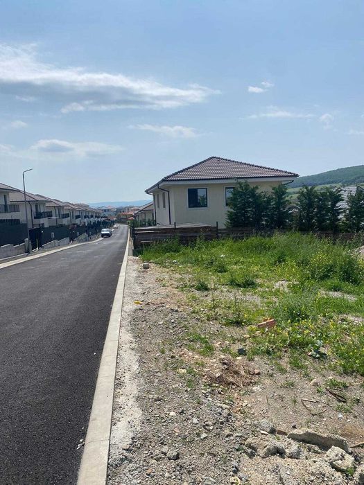 Teren intravilan Chinteni, 561 mp, zona Profi, utilitati