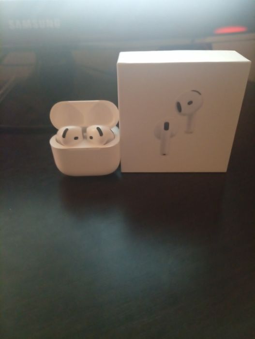 Căști Airpods 4 anc
