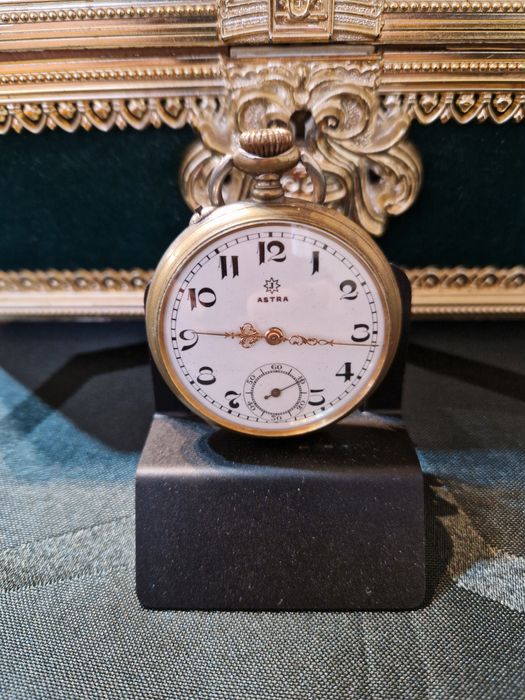 Рядък антикварен колекционерски джобен часовник Junghans Astra