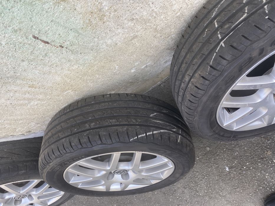Jante aliaj originale Volkswagen + anvelope – stare bună 205.55.r16