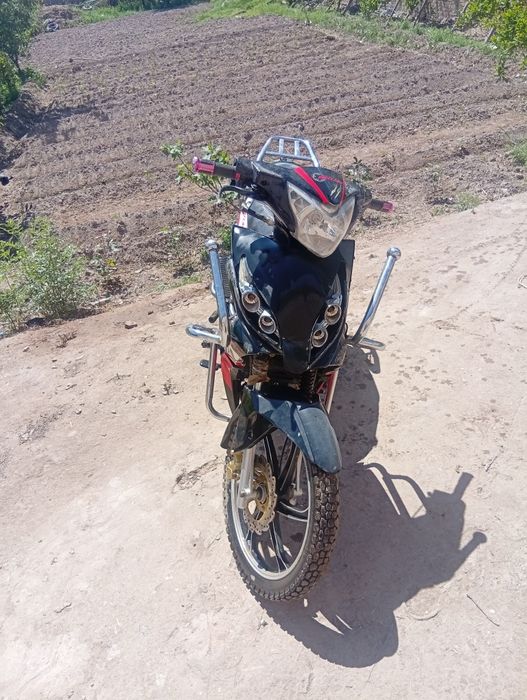 Mototsikl sotiladi