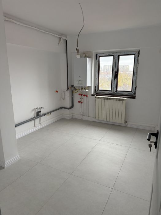 Apartament de vanzare 3 camere decomandat renovat pret fix