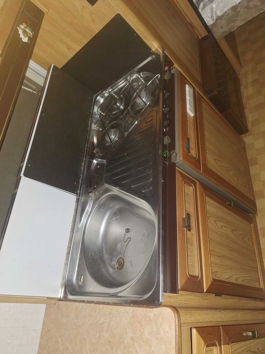 КАРАВАНА Сити със регистрация СВ