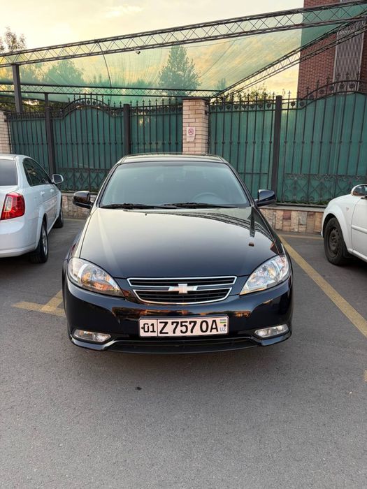 2023 yil gentra mexanika 22000km yurgan 4 pokoleniya zavod metan gaz.