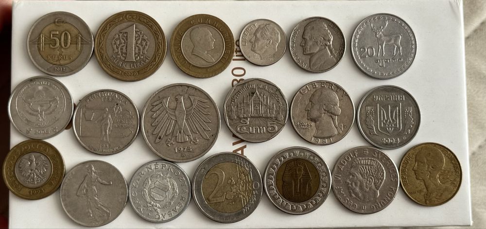 Монеты юбилейные