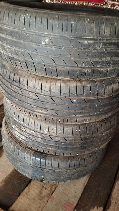 Продам шины летние комплект