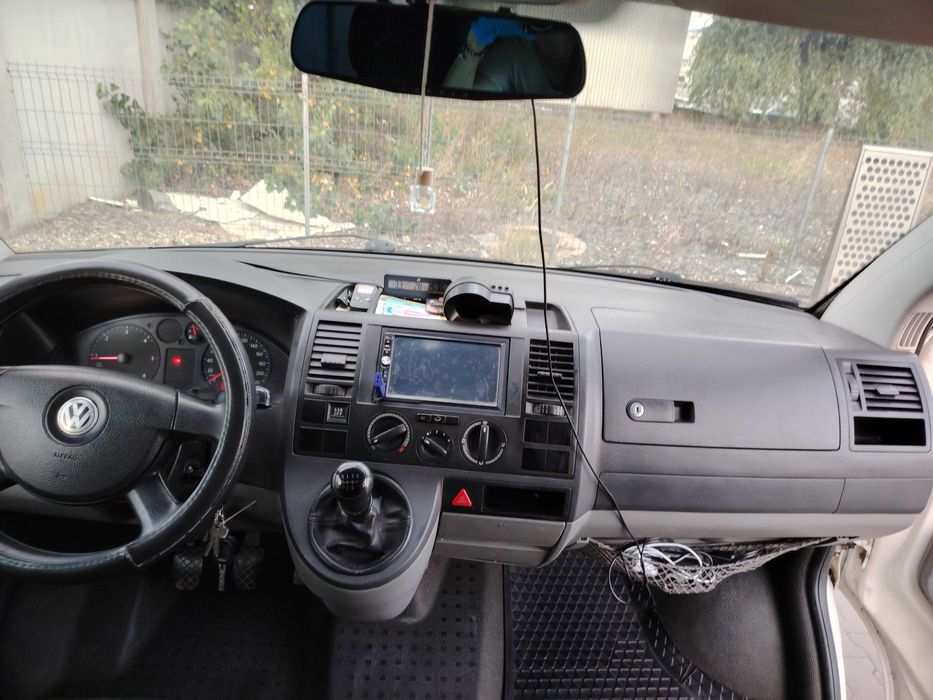 Vând T5 mixt,6 locuri,2008,motorizare 1,9 TDI
