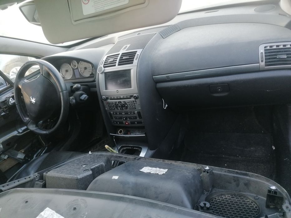 Dezmembrez peugeot 407