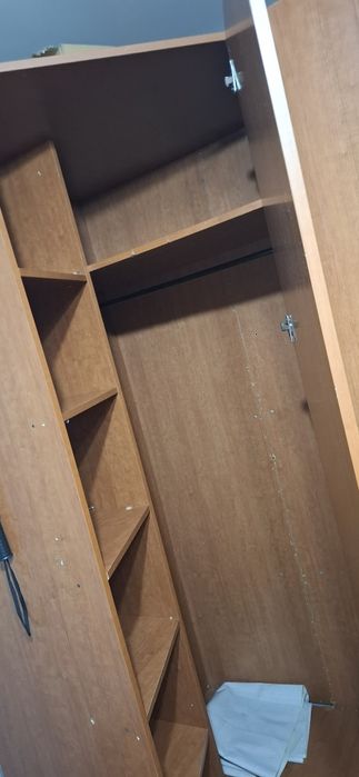 Отдам даром шкаф